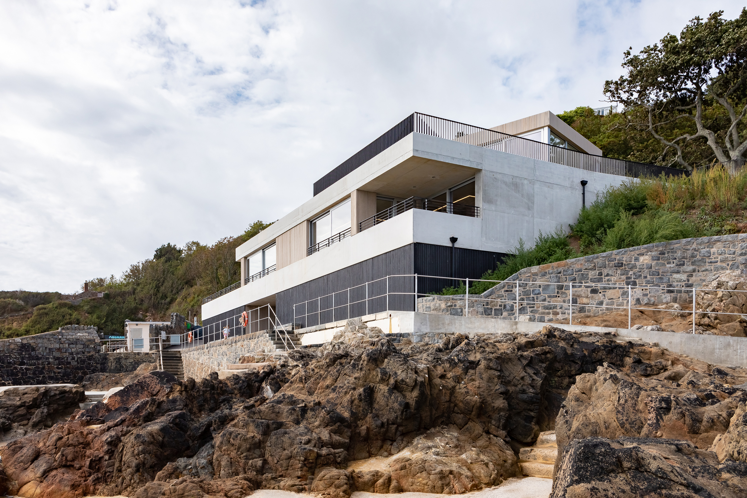_D7A1215 - 031122_DLM_Bathing_Pools - Medium.jpg