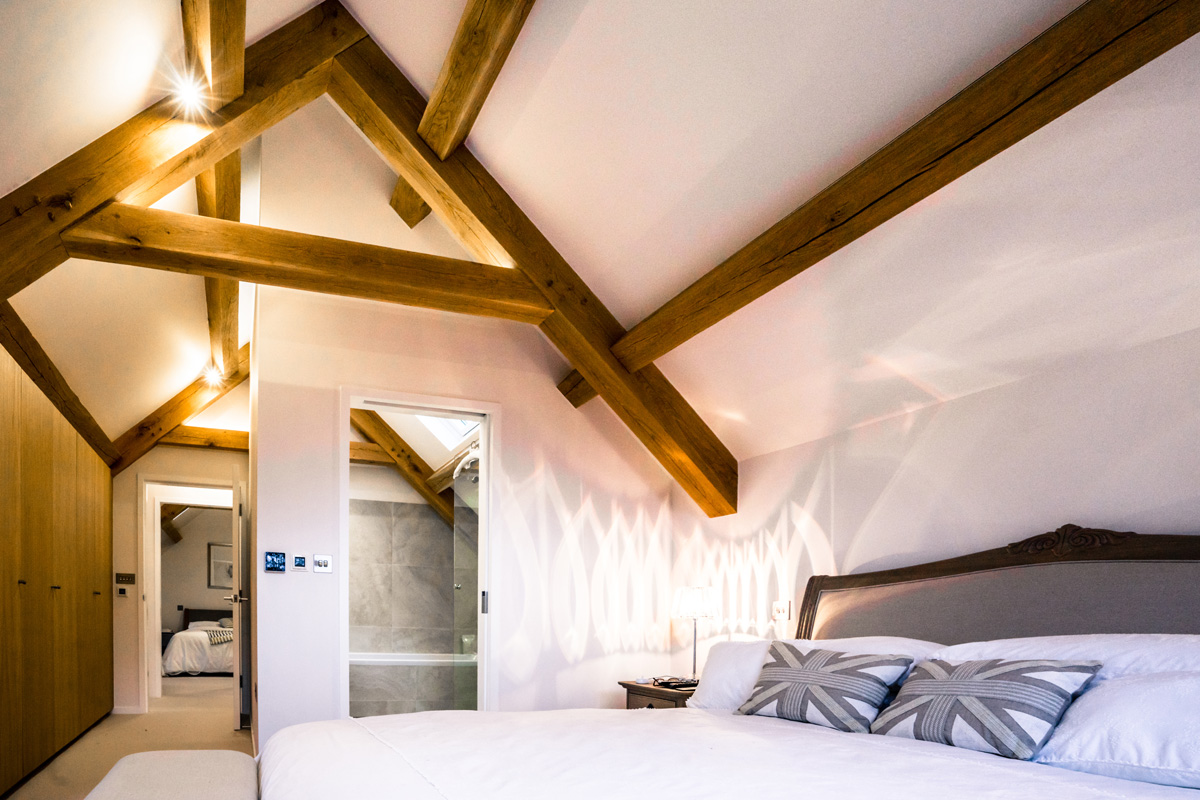 bedroomr.jpg