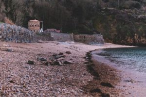 Fermain-Tower-4-300x200.jpg